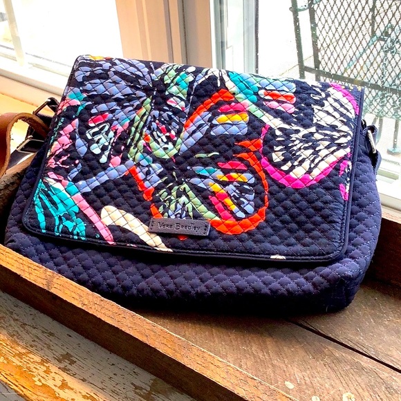 Vera Bradley Handbags - REVERSIBLE Vera Bradley Butterfly Flutter Iconic Turnabout Crossbody.